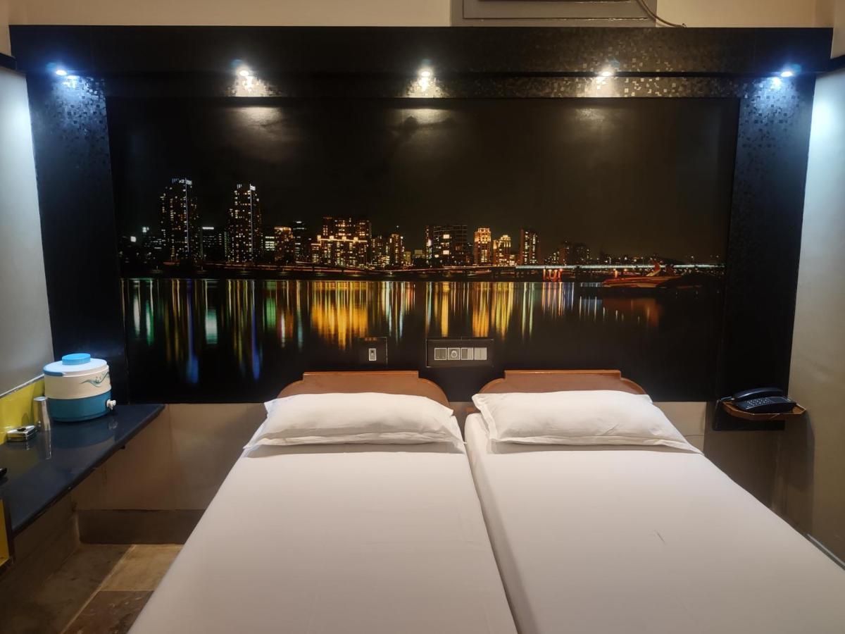 Krishna Lodge Tiruchirappalli Dış mekan fotoğraf