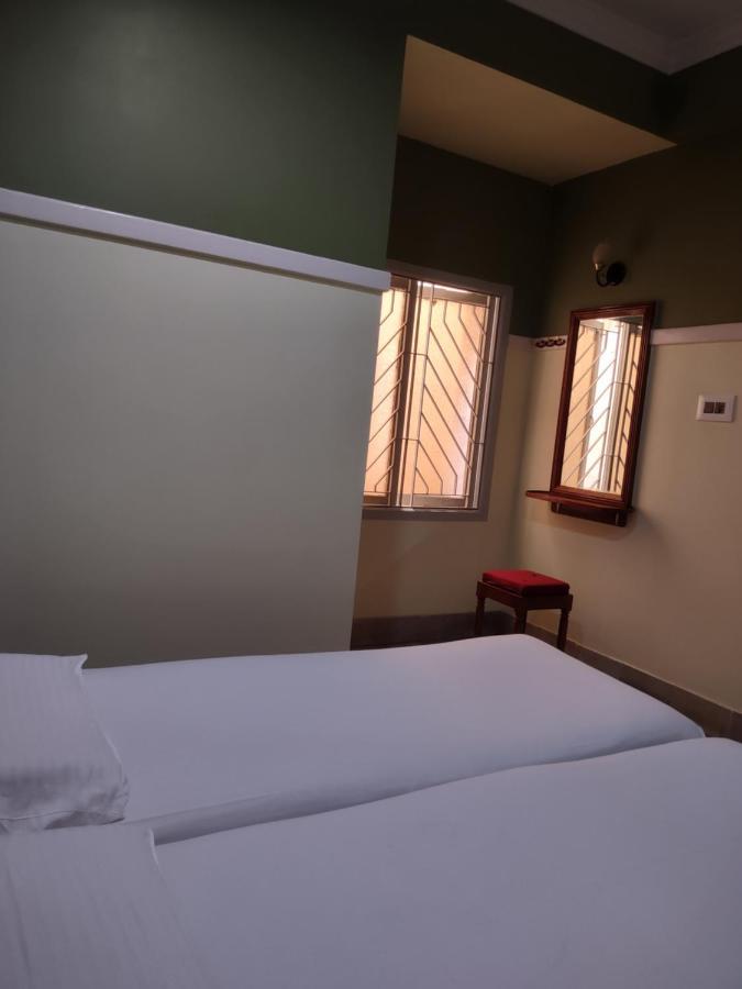 Krishna Lodge Tiruchirappalli Dış mekan fotoğraf