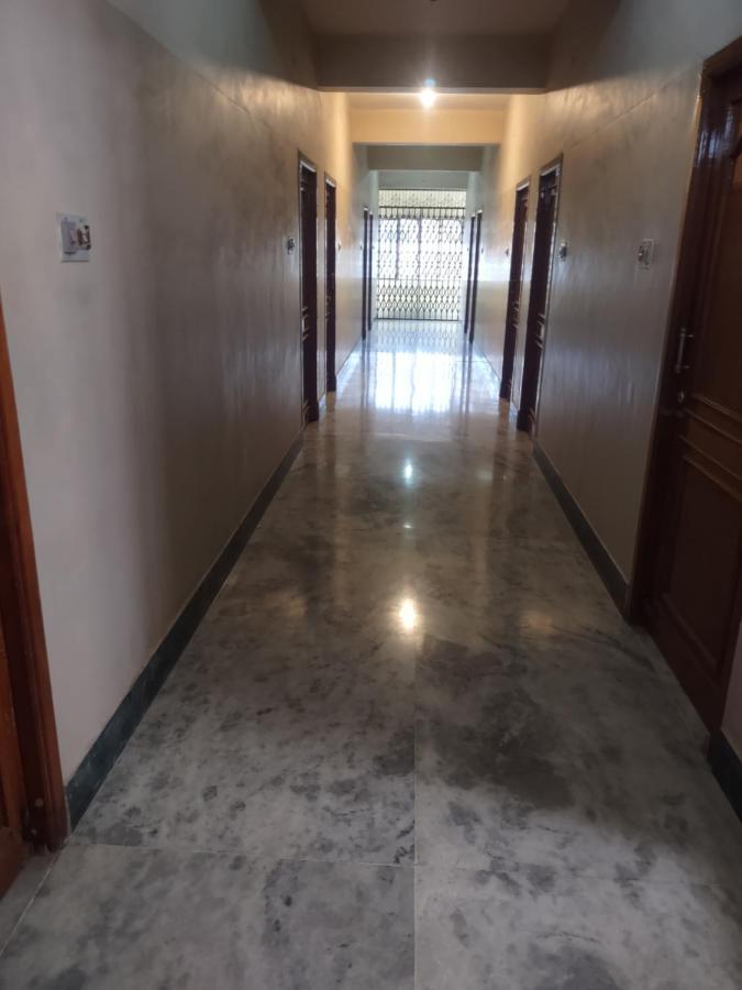Krishna Lodge Tiruchirappalli Dış mekan fotoğraf