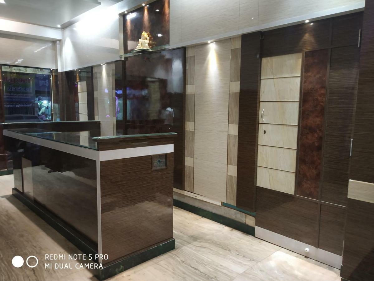 Krishna Lodge Tiruchirappalli Dış mekan fotoğraf